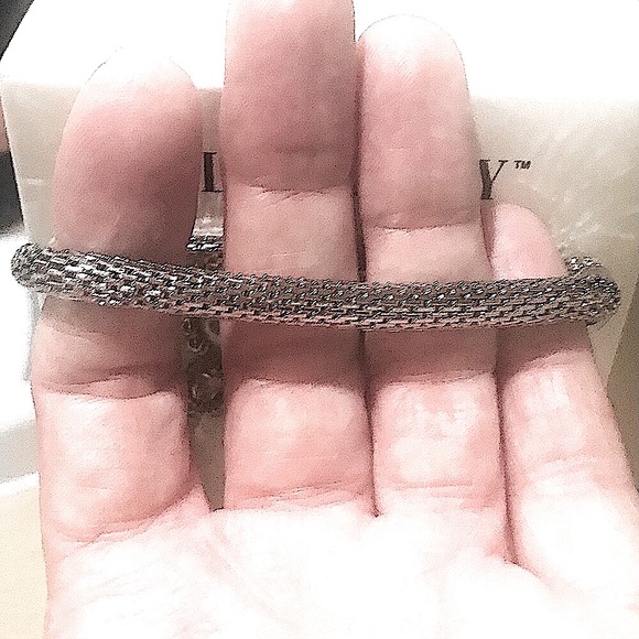 🆕🔥ELLEN TRACY ELEGANT&GORG SILVER QTY OF 3BRACELETS:ALL SILVER&PEARL👀ALL PICS - Picture 10 of 17